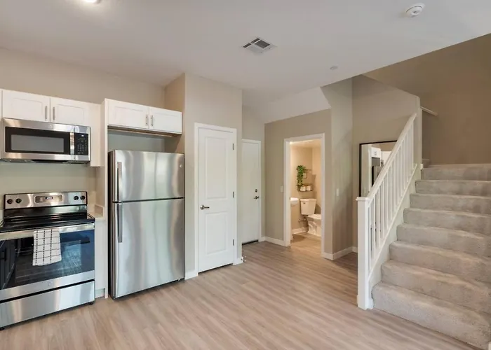 Cozy Cactus, Pool And Games Near Stadium And Golf *