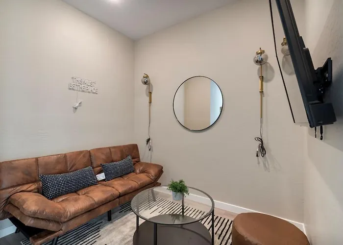 Cozy Cactus, Pool And Games Near Stadium And Golf