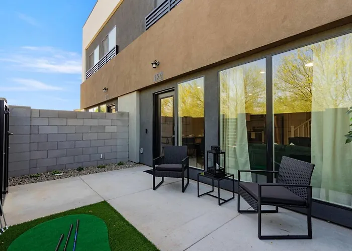 Cozy Cactus, Pool And Games Near Stadium And Golf *